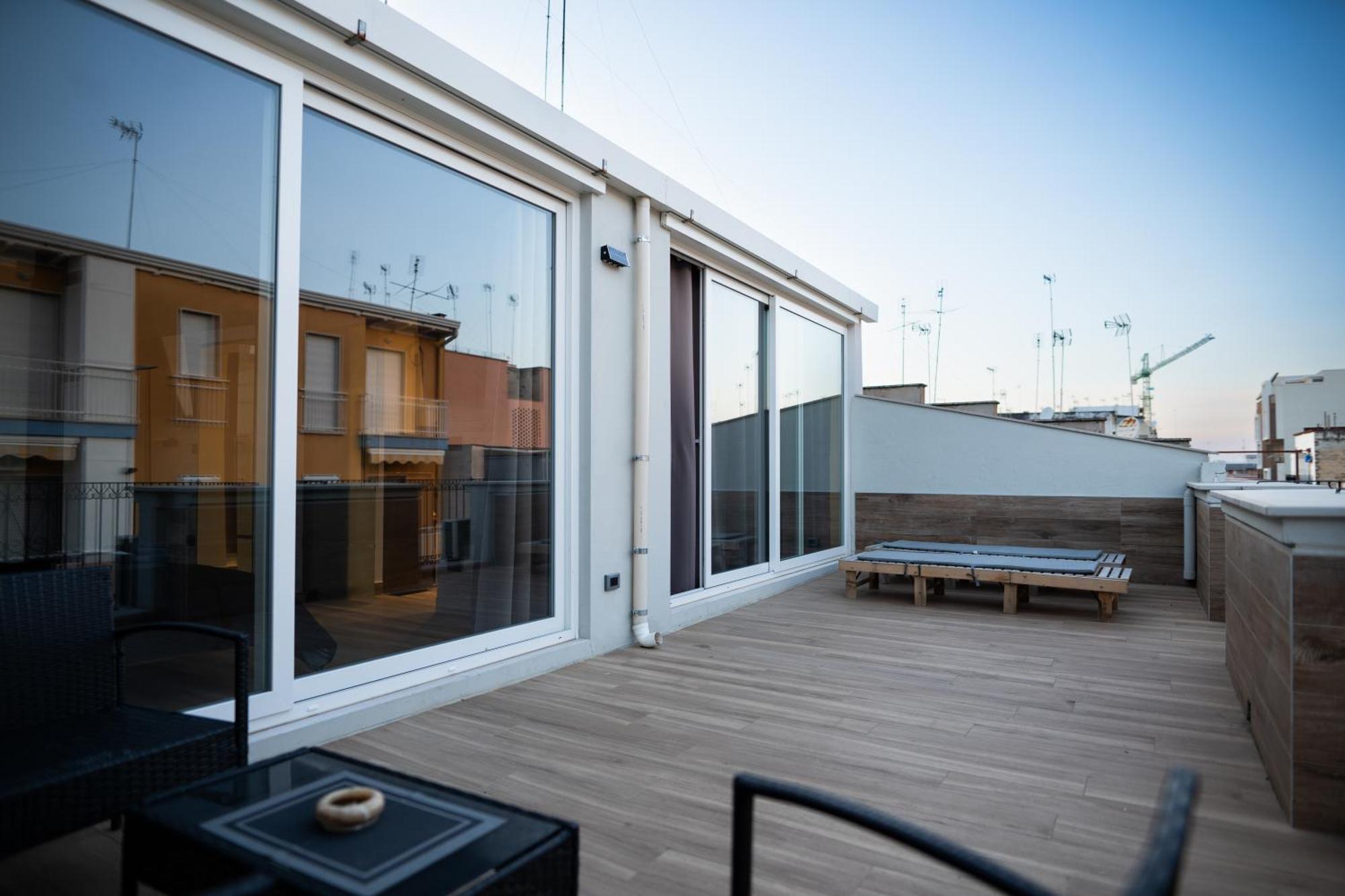 Casa Con Veranda E Idromassaggio Barletta Exterior foto
