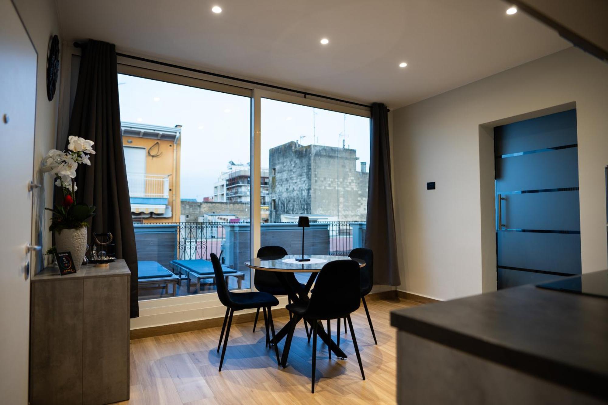 Casa Con Veranda E Idromassaggio Barletta Exterior foto